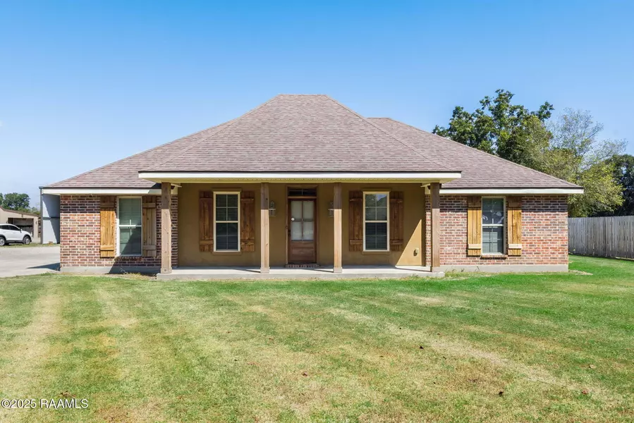 524 Cormier RD, Carencro, LA 70520