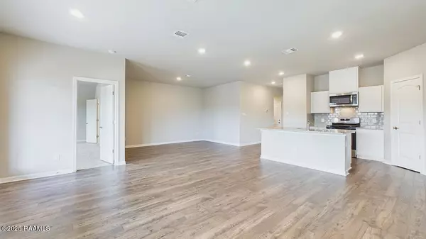 Opelousas, LA 70570,351 Crowne Parc DR