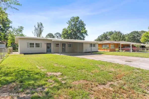 New Iberia, LA 70560,1609 Wallace ST