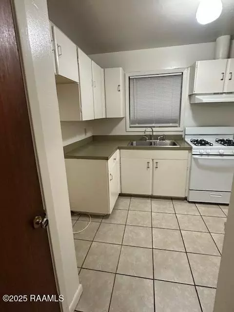 Lafayette, LA 70501,301 Doc Duhon ST