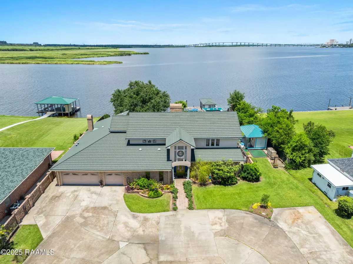 Lake Charles, LA 70605,3840 Bluff LN