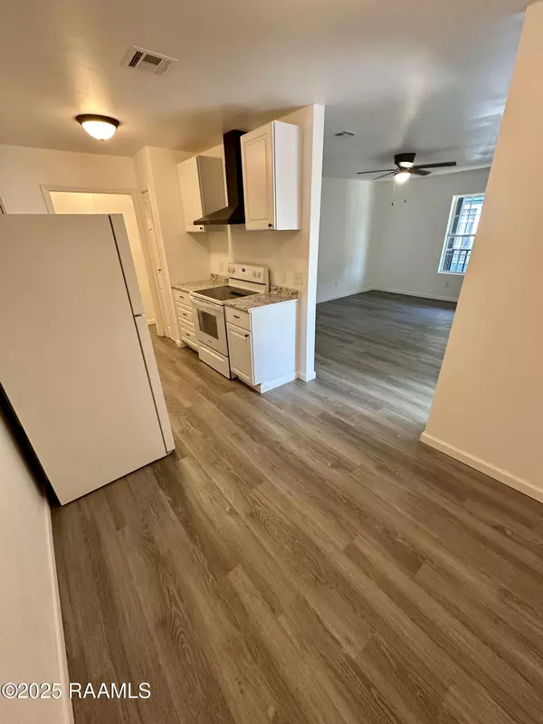 Duson, LA 70529,216 N Marigny CIR #Apt B
