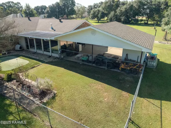 Ville Platte, LA 70586,1072 Belle Terre DR