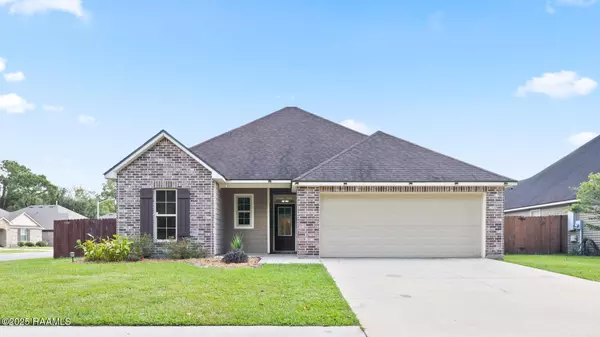 421 Walter DR, Carencro, LA 70507