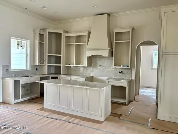 Youngsville, LA 70592,119 Travellers Palm WAY