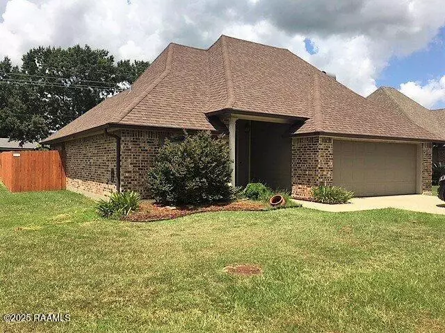 Lafayette, LA 70508,106 Bentgrass DR