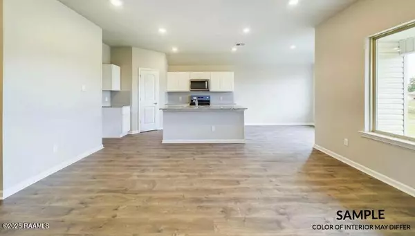 Duson, LA 70529,141 Ivywood CT