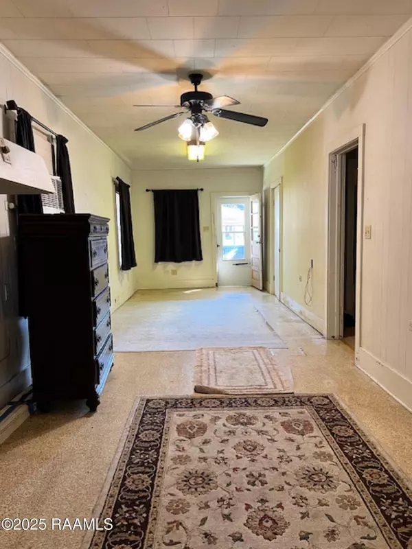 New Iberia, LA 70560,513 Armentor ST