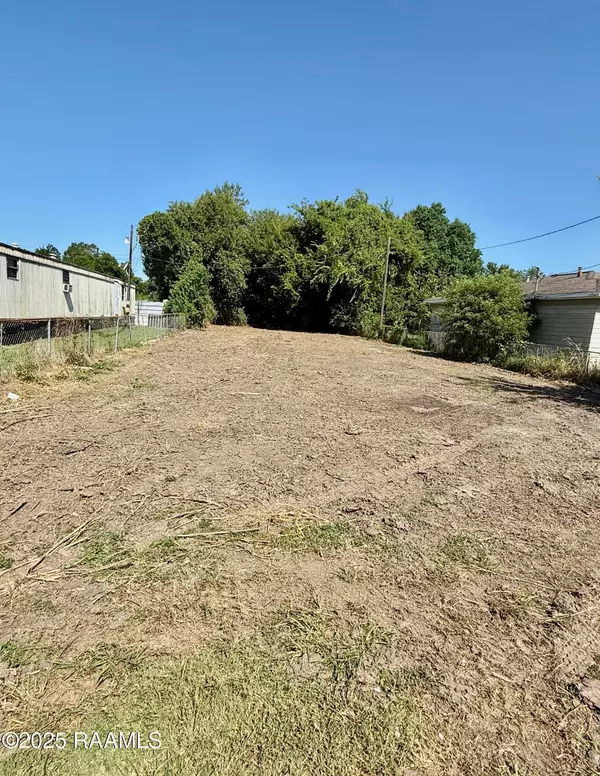 New Iberia, LA 70560,1208 Walton ST