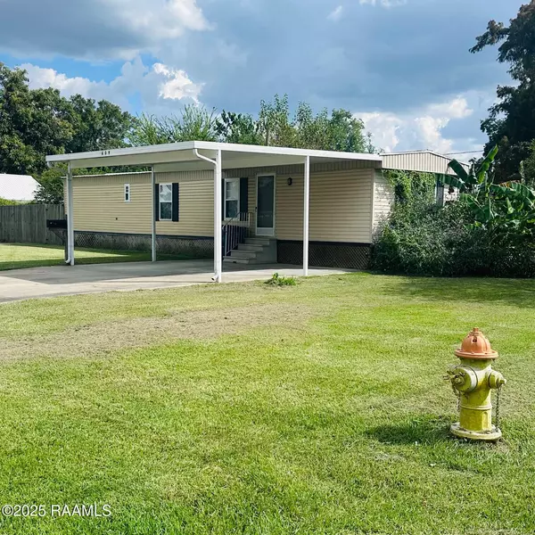 Rayne, LA 70578,409 W Bernard ST