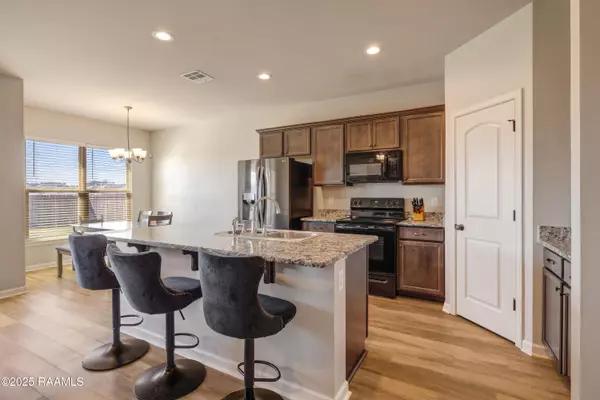 Lafayette, LA 70507,221 Burndap WAY