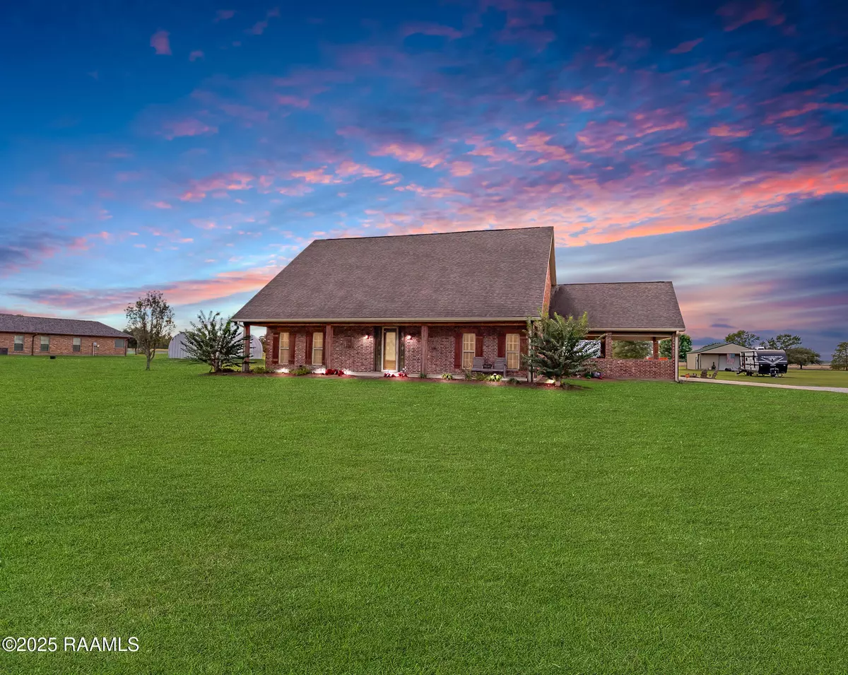 Eunice, LA 70535,1027 Chinaberry DR