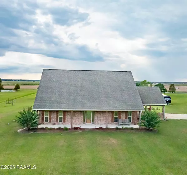 Eunice, LA 70535,1027 Chinaberry DR