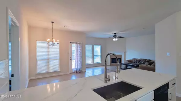 Carencro, LA 70520,100 Meadowvale DR