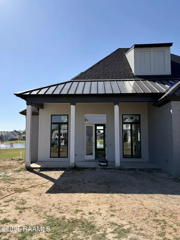 Broussard, LA 70518,415 Abercrombie WAY