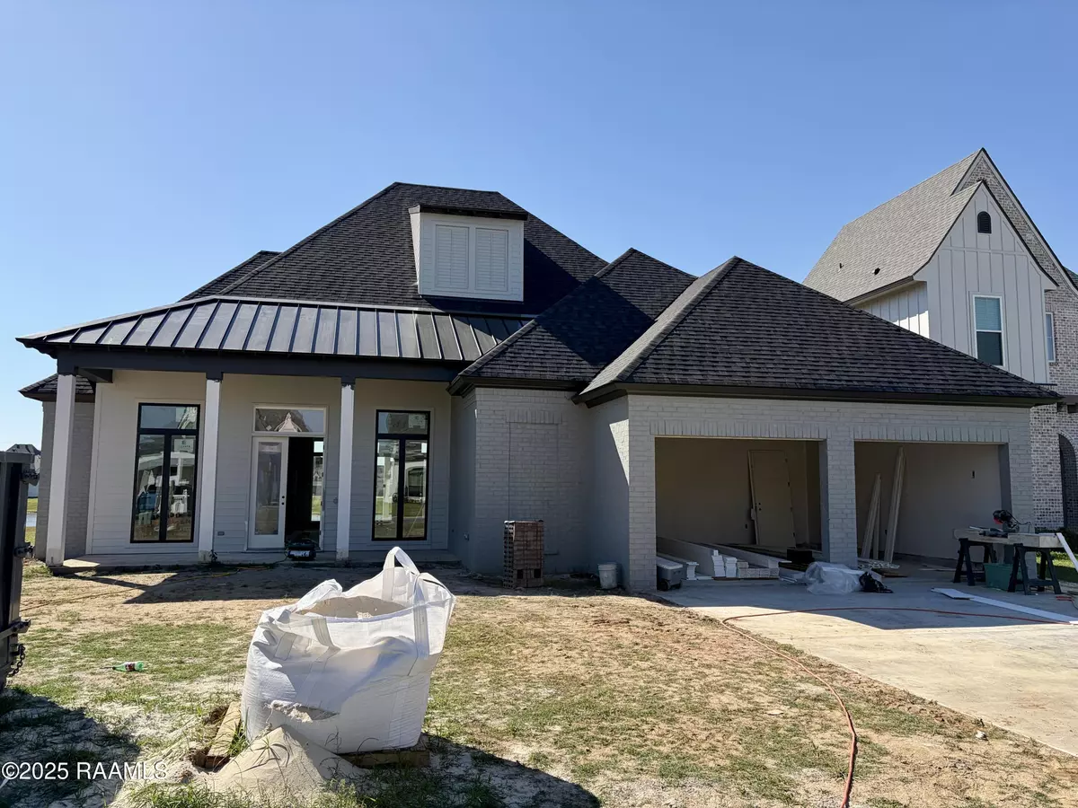 Broussard, LA 70518,415 Abercrombie WAY