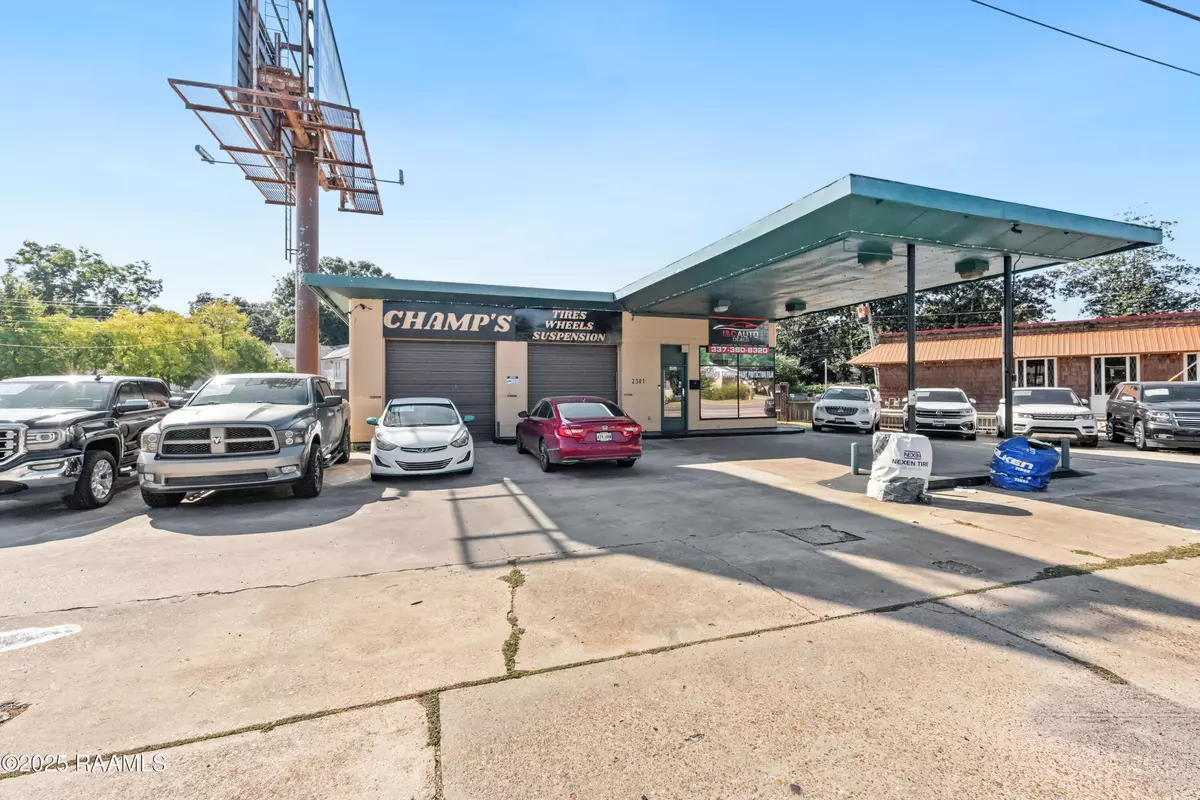 Lafayette, LA 70503,2301 Johnston ST