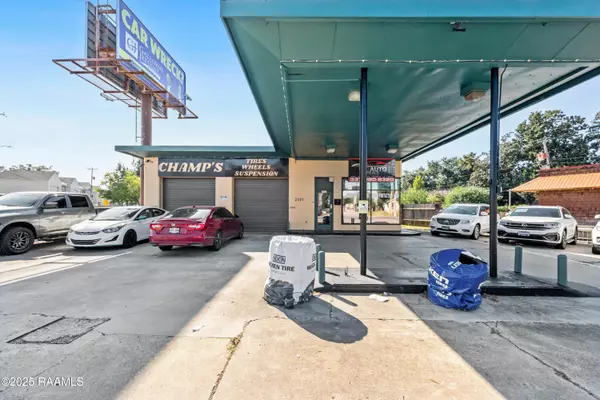 Lafayette, LA 70503,2301 Johnston ST