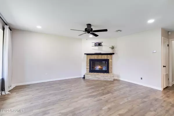 Lafayette, LA 70503,304 Rena DR