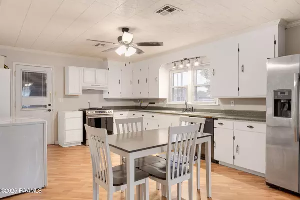 Rayne, LA 70578,406 Ann DR