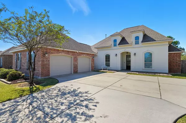 112 Brianna LN, Broussard, LA 70518