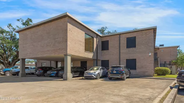 Lafayette, LA 70503,124 Heymann BLVD