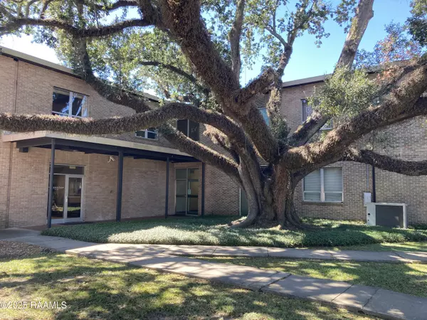 124 Heymann BLVD, Lafayette, LA 70503