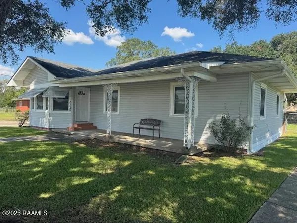 2235 Bushville HWY, Arnaudville, LA 70512