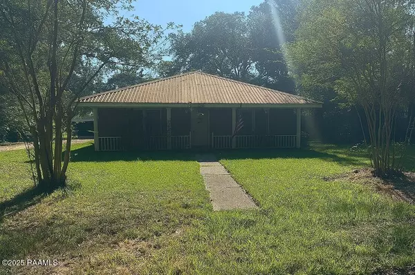 1513 Teche DR, St. Martinville, LA 70582