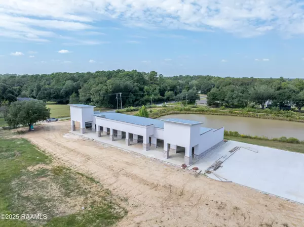 Crowley, LA 70526,2433 Rice Capital Pkwy #A