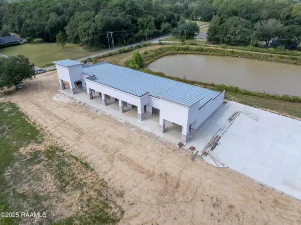 Crowley, LA 70526,2433 Rice Capital Pkwy #B