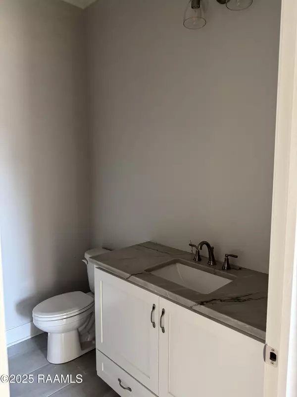 Youngsville, LA 70592,236 Jagged Grove LN