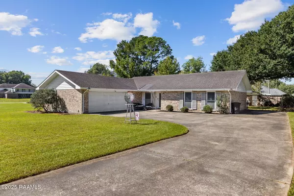Abbeville, LA 70510,2216 Perry DR