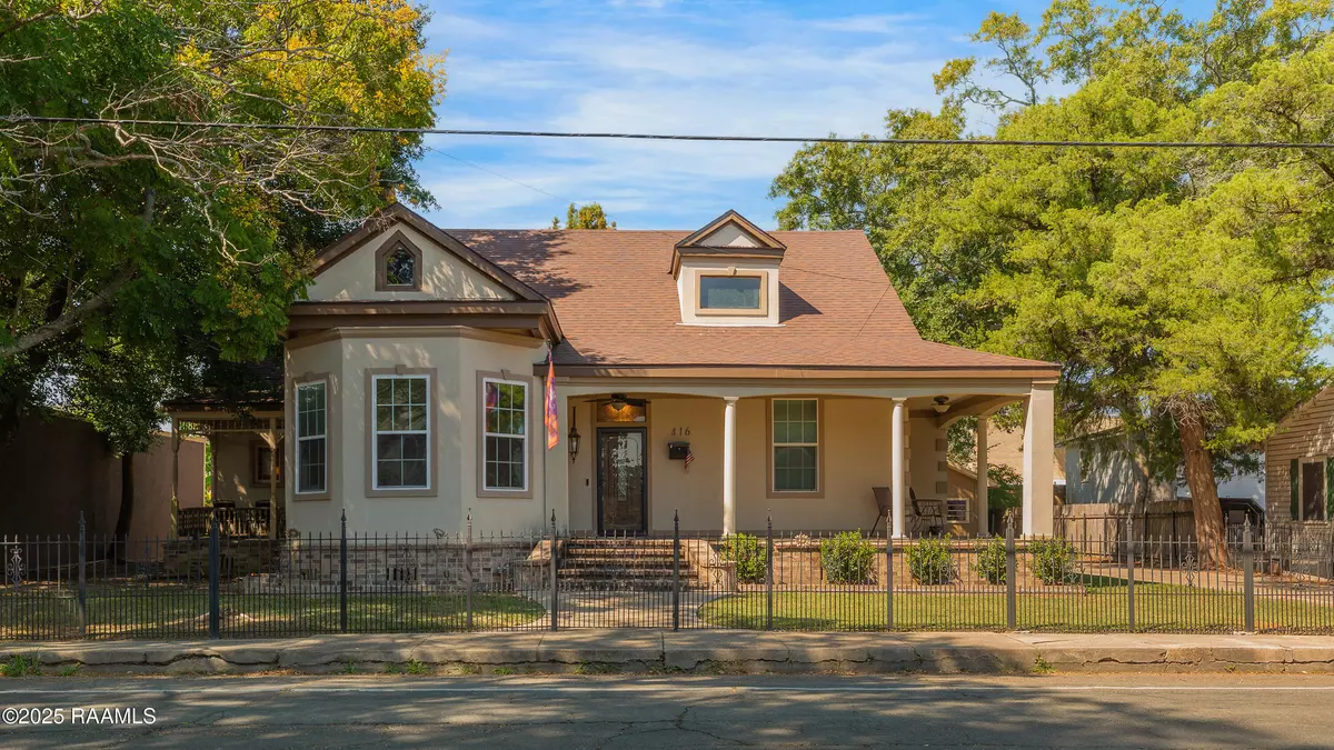 New Iberia, LA 70560,416 S Iberia ST