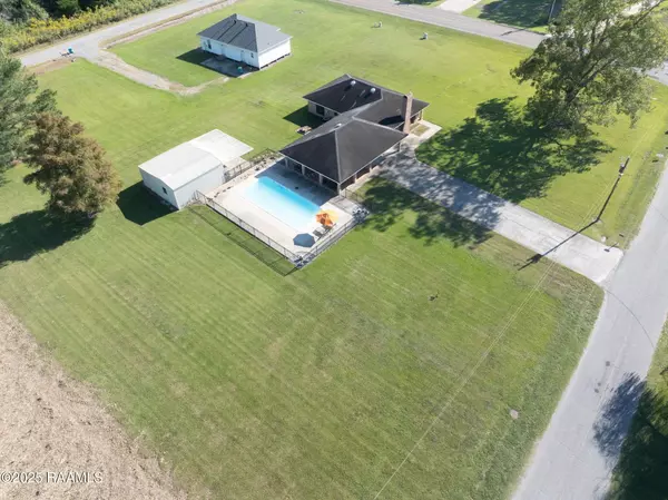 Arnaudville, LA 70512,1311 Orphe Guidry RD