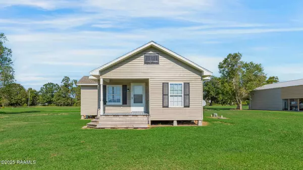1440 G Hebert LN, St. Martinville, LA 70582