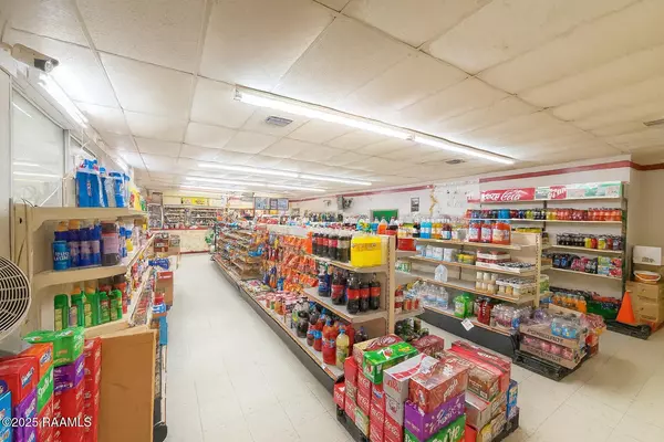 New Iberia, LA 70563,1106 Trotter ST