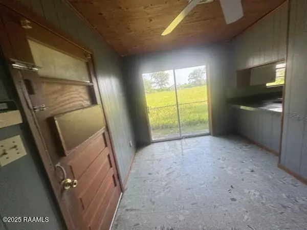 St. Martinville, LA 70582,1010 Dugas LN