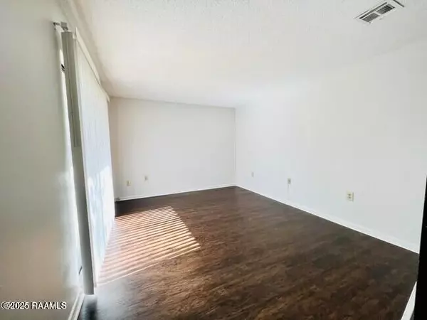 Lafayette, LA 70508,300 Fox Run AVE