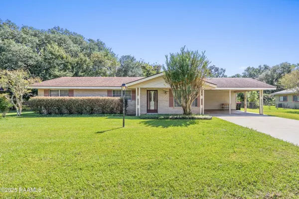 104 Woodlawn DR, Lafayette, LA 70506