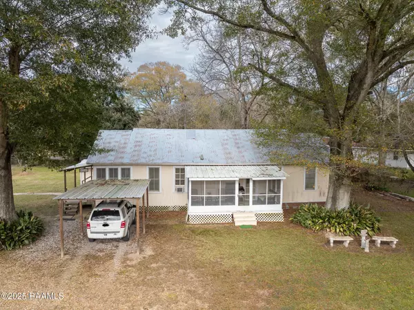 905 South ST, Mamou, LA 70554