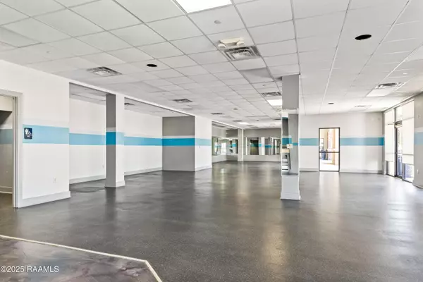 Youngsville, LA 70592,120 Waterview RD #101