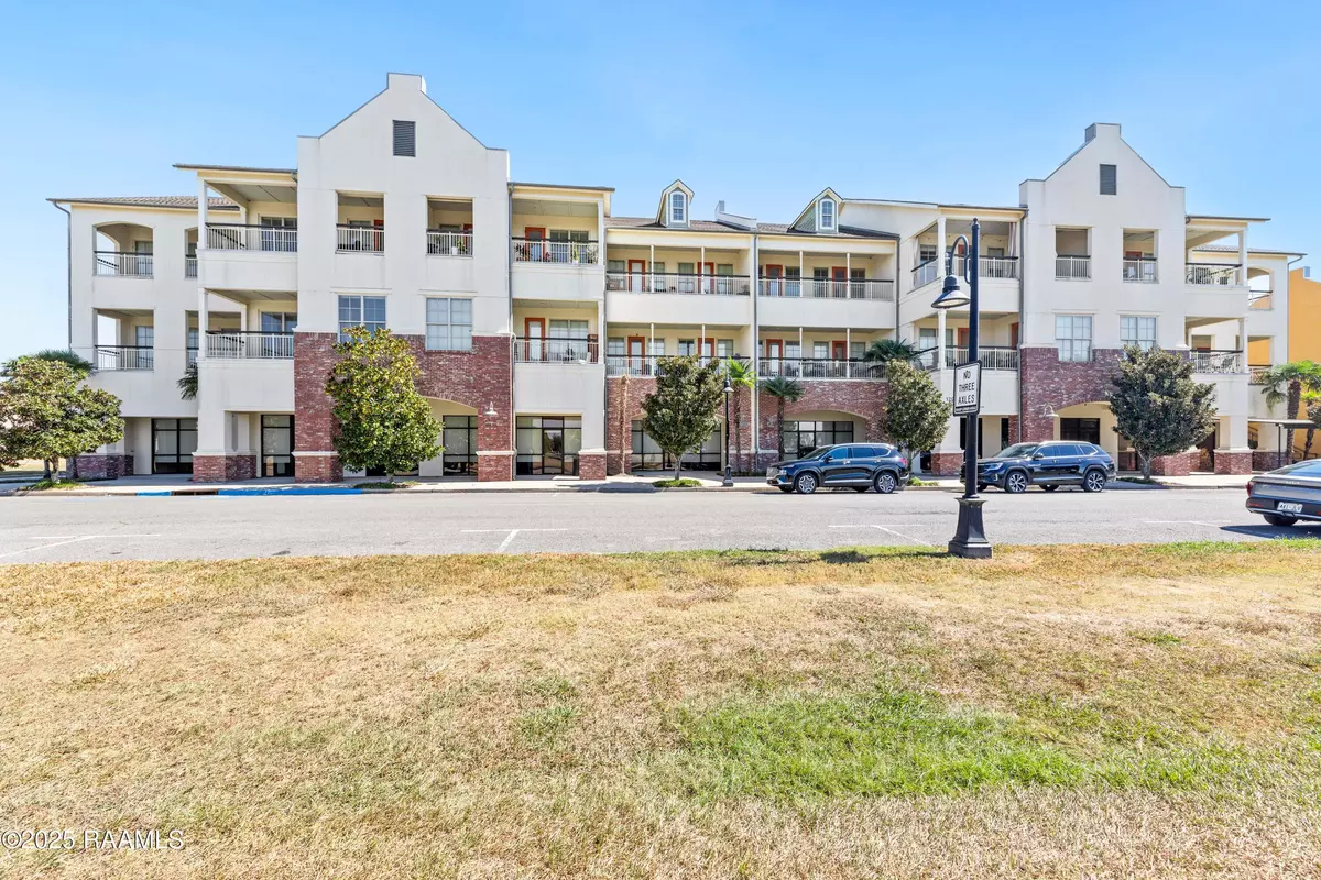 Youngsville, LA 70592,120 Waterview RD #107