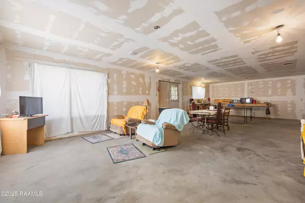 St. Martinville, LA 70582,1908 Nursery HWY