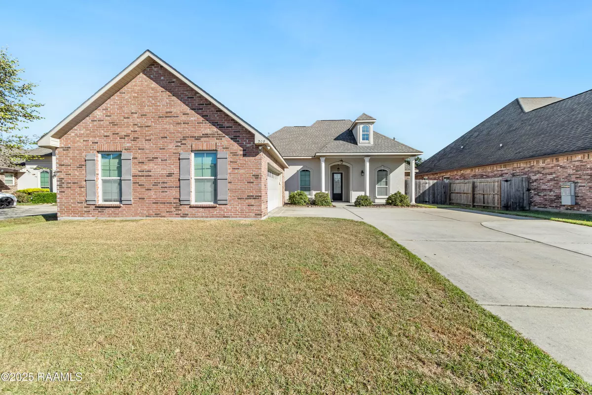 Lafayette, LA 70507,208 Meadowland DR