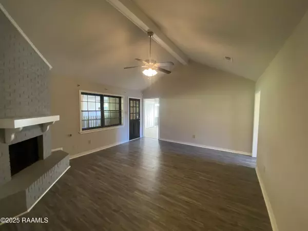 Baton Rouge, LA 70816,2437 Bernwood DR