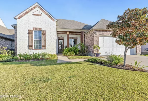 203 Gentle Island DR, Broussard, LA 70518