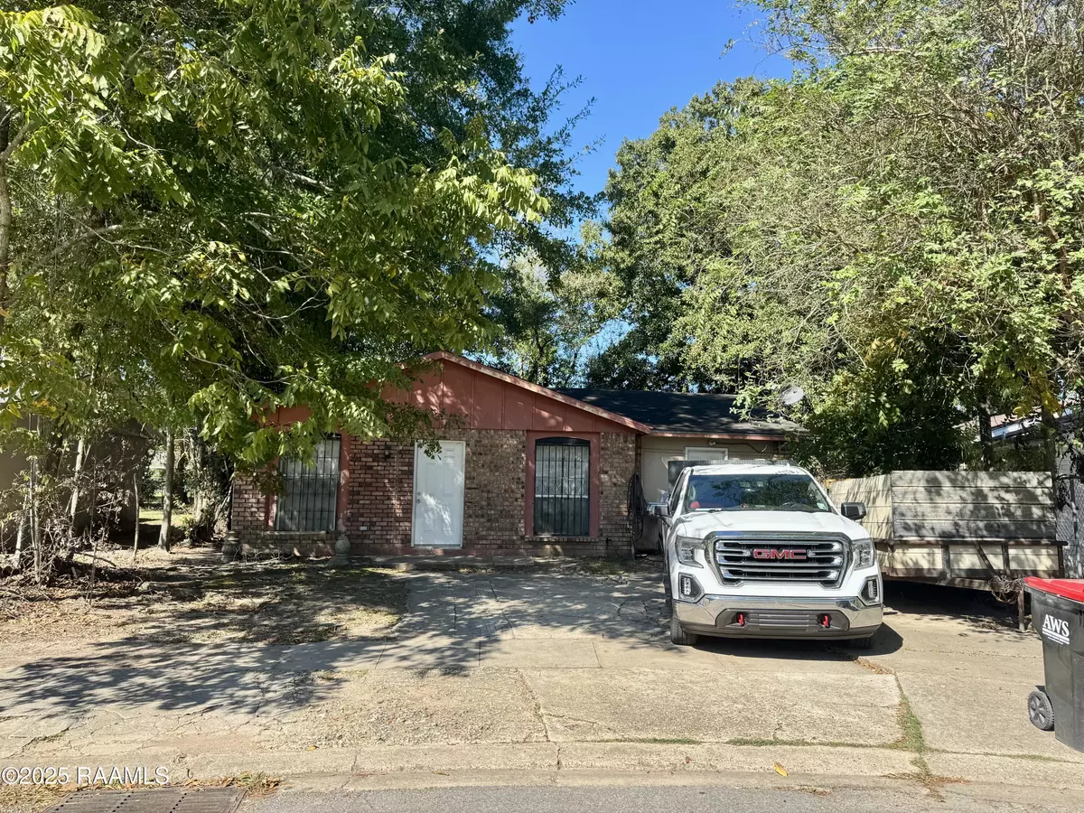 Lafayette, LA 70506,508 Orchid DR