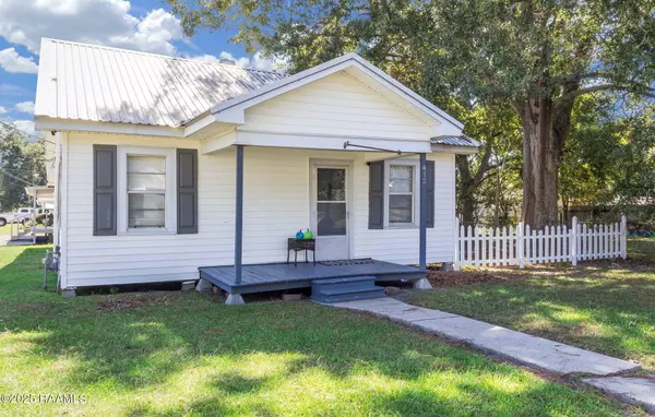 Rayne, LA 70578,412 East E ST