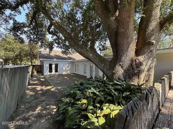 Abbeville, LA 70510,307 Third ST